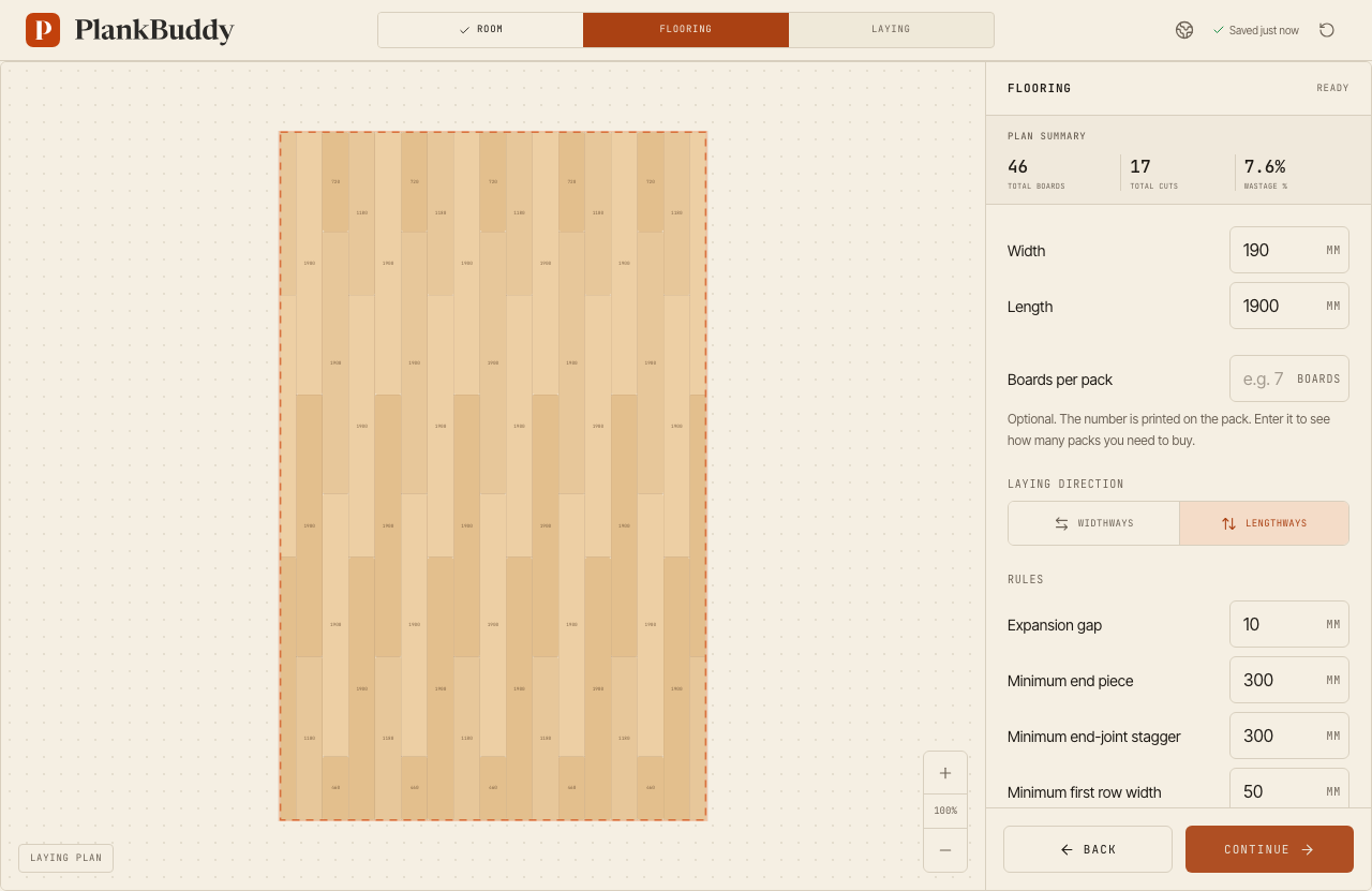 The laying plan in PlankBuddy for a 5.0 × 3.1 m room with 1900 × 190 mm engineered wood boards: 17 rows, 46 boards and 17 cuts.