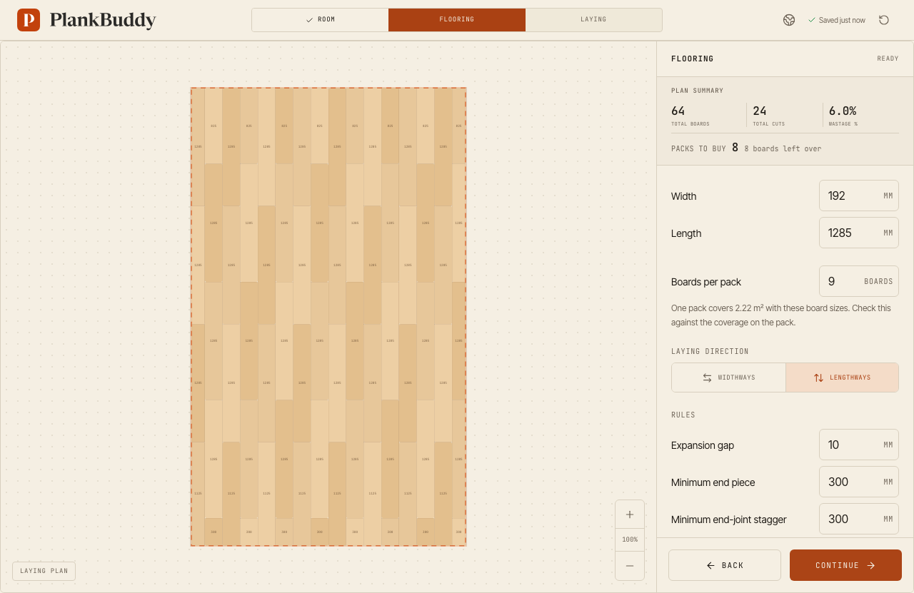 The Flooring step in PlankBuddy for a 5.0 × 3.0 m room with 1285 × 192 mm boards, 9 per pack: 64 boards, 24 cuts and 8 packs to buy.